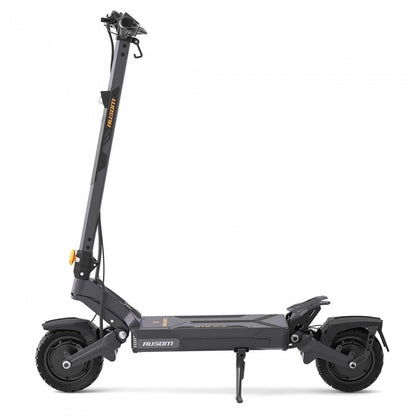 Składana hulajnoga elektryczna Ausom DT2 Pro, 2*1100W, 68km/h, bateria 52V 23,4Ah, wykorzystuje technologię podwozia lotniczego